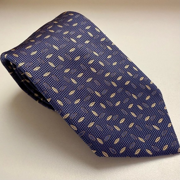 Hermes Paris Vintage Tie Navy and Gold Patterned